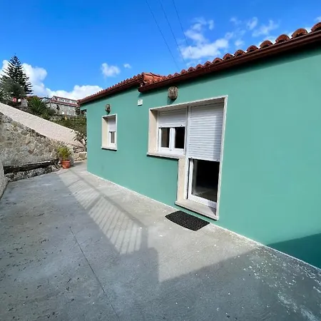 La Casita De Ouriceira Апартаменты *